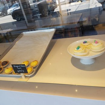 Supermoon Japanese Style Cheesecakes - Should have come here on moonday mooning - Desserts Near Me - Mississauga, Ontario
