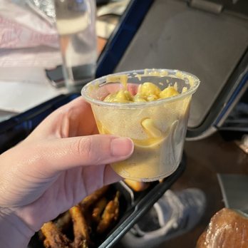 Barlando - TINY condiment cup of Mac and cheese for $4! - Barbeque Near Me - San Diego, California Barlando - TINY condiment cup of Mac and cheese for $4! - Barbeque Near Me - San Diego, California