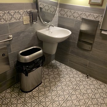 Mountain Brauhaus - Super Clean Bathroom! - New American Near Me - Gardiner, New York Mountain Brauhaus - Super Clean Bathroom! - New American Near Me - Gardiner, New York