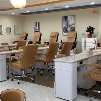 Radiant Nail Spa - Nail Salons Near Me - Boynton Beach, Florida