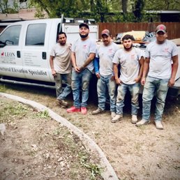 The team fromLEON foundation and a few Before & After photos. The team fromLEON foundation and a few Before & After photos.