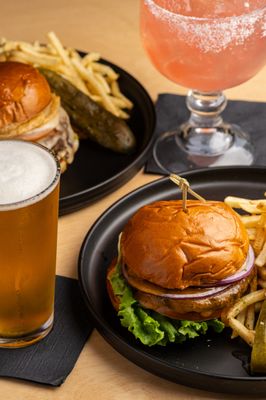 33 Taps West Hollywood by null