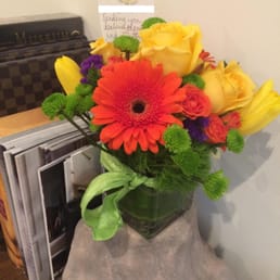 "Hearty Hurrah" arrangement (Standard size) "Hearty Hurrah" arrangement (Standard size)