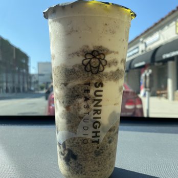 Sunright Tea Studio - Pasadena - Oreo Brûlée Boba Milk - Bubble Tea Near Me - Pasadena, California Sunright Tea Studio - Pasadena - Oreo Brûlée Boba Milk - Bubble Tea Near Me - Pasadena, California