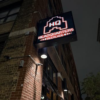 Headquarters Beercade River North - Bars Near Me - Chicago, Illinois