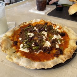 Ola Ocean Front - Pizza/braised beef flat bread