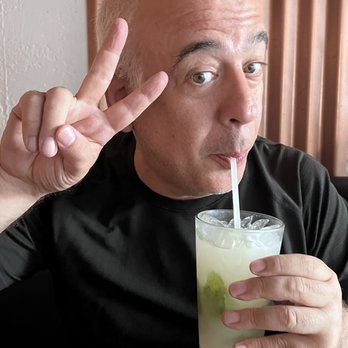 El Criollo Bar & Grill - Extra Large Coconut Mojito - Cuban Near Me - Burbank, California El Criollo Bar & Grill - Extra Large Coconut Mojito - Cuban Near Me - Burbank, California