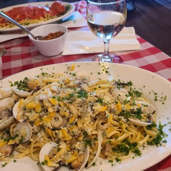 Cafe Corleone - Clam Linguine and Pinot Grigio - Italian Near Me - Paramount, California Cafe Corleone - Clam Linguine and Pinot Grigio - Italian Near Me - Paramount, California