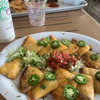 Crabby's Beachside Pavilion - Seafood Near Me - Clearwater Beach, Florida