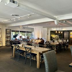 Hill Family Estate - Such a cute tasting room!