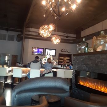 Plae Bistro - Beautiful decor - New American Near Me - Green Bay, Wisconsin