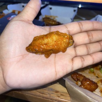 Buffalo Wild Wings - Chicken Wings Near Me - Henderson, Nevada