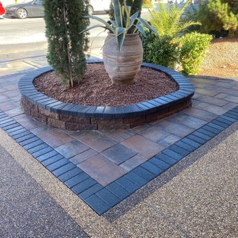 Paver Sealing Vegas - New pavers, after they were done. This is with water sprayed on them. - Pressure Washers Near Me - Las Vegas, Nevada Paver Sealing Vegas - New pavers, after they were done. This is with water sprayed on them. - Pressure Washers Near Me - Las Vegas, Nevada