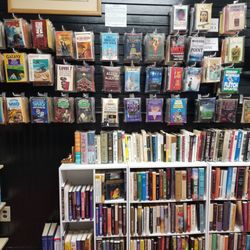 Avantpop Bookstore