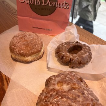 Stan's Donuts - Coffee & Tea Near Me - Chicago, Illinois Stan's Donuts - Coffee & Tea Near Me - Chicago, Illinois