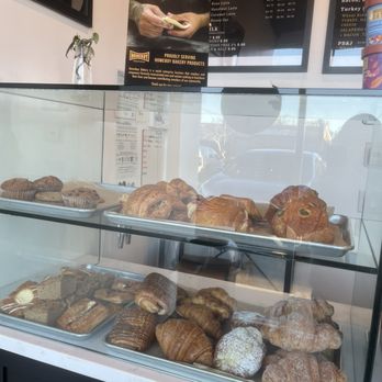 Jesse's Grind Coffee Bar - Baked goods - Coffee & Tea Near Me - Winnetka, California