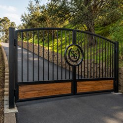 Automatic Gate Masters & Garage Doors