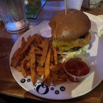 Q's Billiard Club - Cowboy burger with sweet potato fries - Pool Halls Near Me - Los Angeles, California Q's Billiard Club - Cowboy burger with sweet potato fries - Pool Halls Near Me - Los Angeles, California