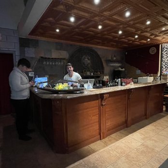 Valor Wines - The bar area - Wine Tasting Room Near Me - North Haven, Connecticut