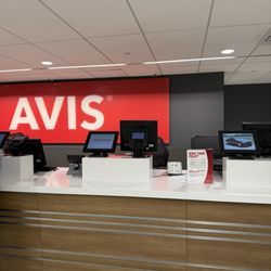 Avis - Front desk