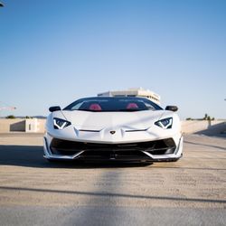 Cardezvous - Lamborghini SVJ Rental Car