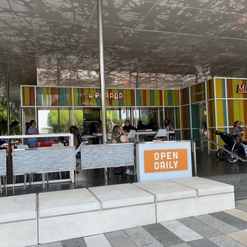 La Parada - The outside patio areas - Tacos Near Me - Dallas, Texas La Parada - The outside patio areas - Tacos Near Me - Dallas, Texas