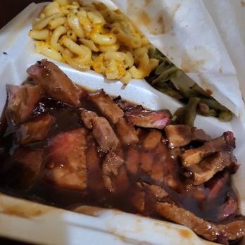 Dad's BBQ - Too much sause - Barbeque Near Me - Antioch, California