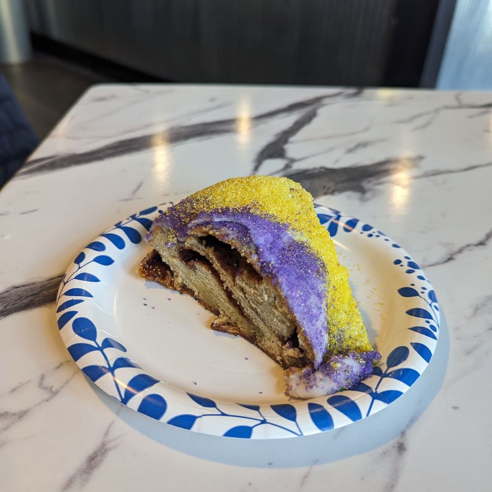 Cha Cha’s Hiland Bakery - Mardi gras cake - Bakeries Near Me - Des Moines, Iowa