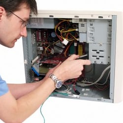 Full Service Tech