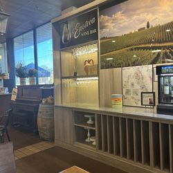 Altomonte's Italian Market & Delicatessen - Seating area