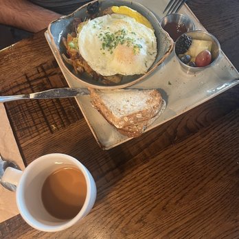 First Watch - Farmhouse hash - Cafes Near Me - Tempe, Arizona