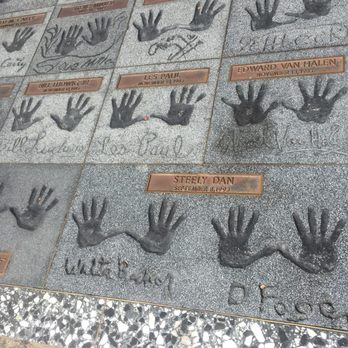 Guitar Center - Musical Instruments & Teachers Near Me - Hollywood, California