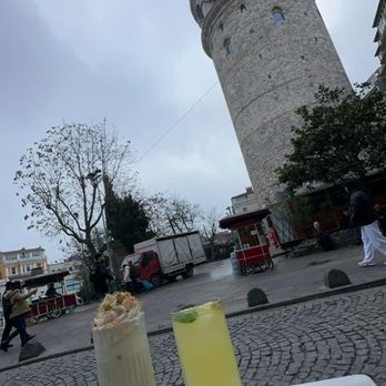 Viyana Kahvesi - Dubai Latte And Lemonade (2 stars) - Cafes Near Me - Istanbul, 34 Viyana Kahvesi - Dubai Latte And Lemonade (2 stars) - Cafes Near Me - Istanbul, 34