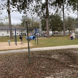 Hubie Gallagher Park - Spread out playground areas
