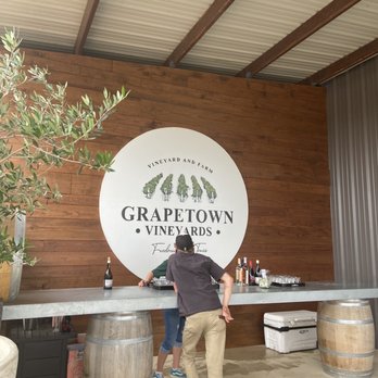 Wine Bash at Grapetown Winery - Wine tasting - Venues & Event Spaces Near Me - Fredericksburg, Texas Wine Bash at Grapetown Winery - Wine tasting - Venues & Event Spaces Near Me - Fredericksburg, Texas