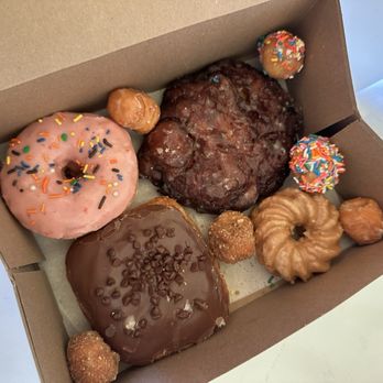 Friendly Donuts - Donuts Near Me - Orange, California