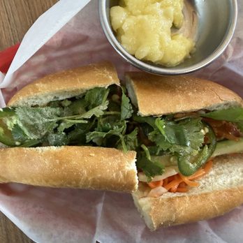 Spicy Joi - Oua Lao Sausage Banh Mi - Sandwiches Near Me - Concord, California Spicy Joi - Oua Lao Sausage Banh Mi - Sandwiches Near Me - Concord, California