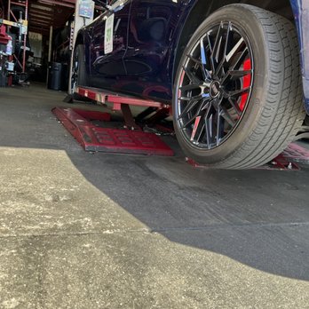 America's Tire - They lifted my car without a hockey puck to protect the battery. They should used it in a proper location - Tires Near Me - Pasadena, California America's Tire - They lifted my car without a hockey puck to protect the battery. They should used it in a proper location - Tires Near Me - Pasadena, California