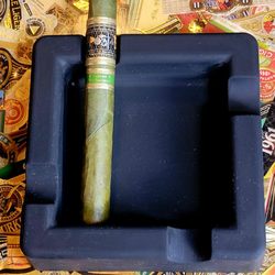 Devon's Pub & Cigars