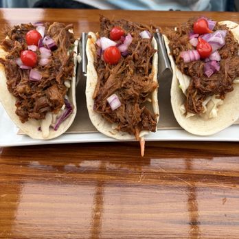 The FloatHouse Patio & Grill - Pulled Pork Tacos - Seafood Near Me - Ucluelet, British Columbia The FloatHouse Patio & Grill - Pulled Pork Tacos - Seafood Near Me - Ucluelet, British Columbia