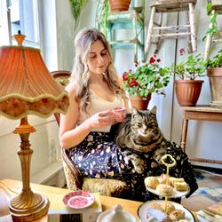 La Maison De Thé - Tea Salons in an authentic country barn