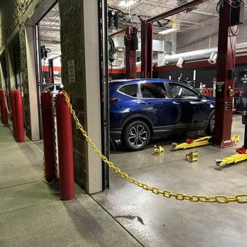 Costco - Crv night time service! - Grocery Near Me - Sacramento, California