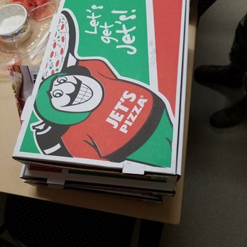 Jet's Pizza - Pizza Near Me - Beavercreek, Ohio