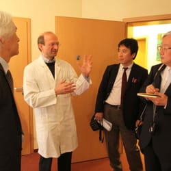 Team Dr. Hanuschik - Mit Japamischen Ärzten.