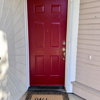 Angel’s Pro Painting - Freshly painted with a vibrant color and ready for prospective buyers! - Painters Near Me Angel’s Pro Painting - Freshly painted with a vibrant color and ready for prospective buyers! - Painters Near Me