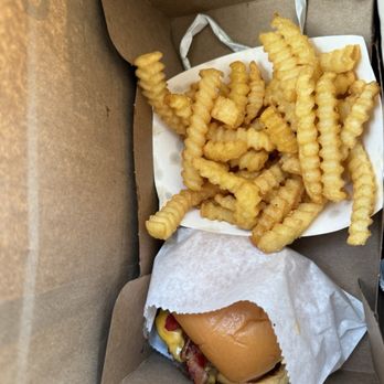 Shake Shack - SmokeShack and Fries - Burgers Near Me - Huntington Beach, California Shake Shack - SmokeShack and Fries - Burgers Near Me - Huntington Beach, California