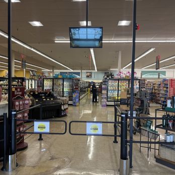Vons - Welcome to the newly remodeled Vons in Temescal Valley. Happy Valentine's Day 2026. - Grocery Near Me - Temescal Valley, California