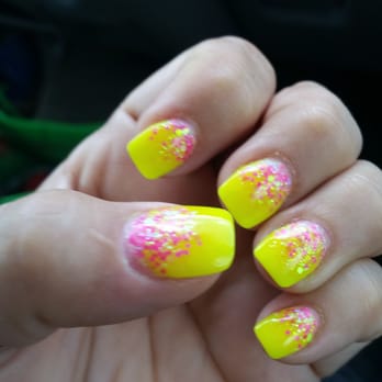 Gossip Nail Spa - Love! Mary is the best tech I've ever had! She's always willing to try new designs and really goes above and beyond. - Nail Salons Near Me - Cypress, Texas
