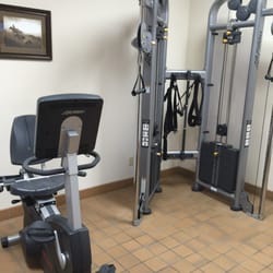 Dodge City Petro Lube-Iron Skillet - Small fitness center at the truck stop