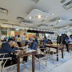 Yong He All Day Breakfast - Inside